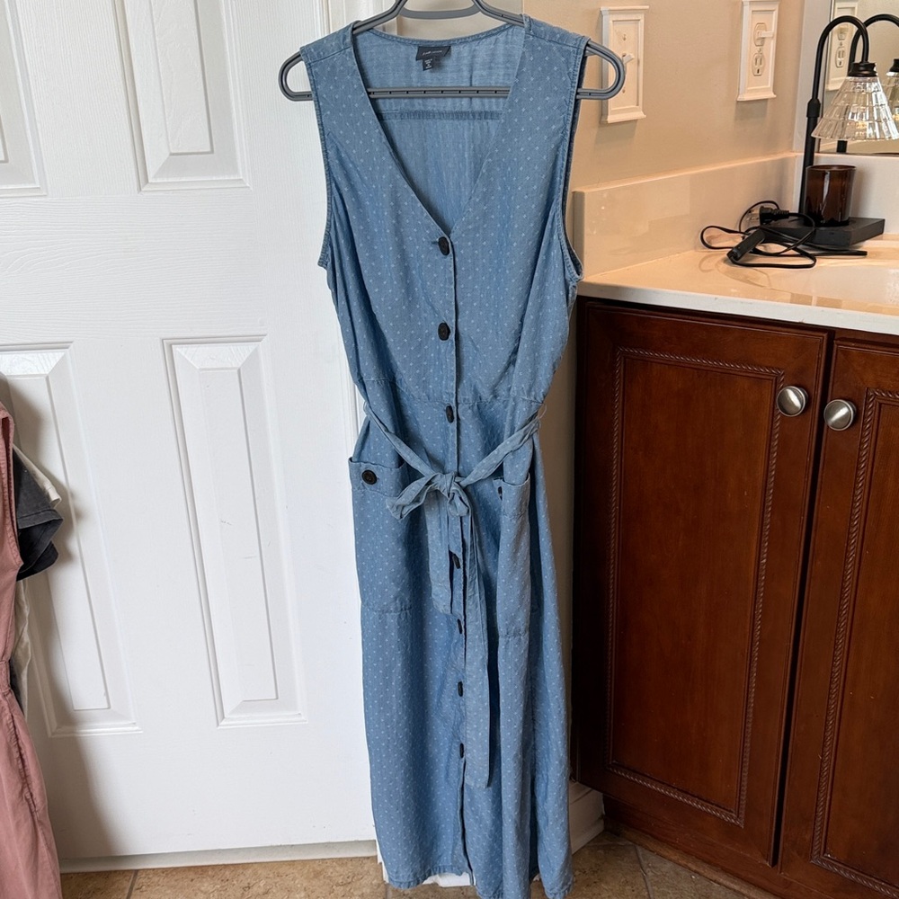 J. Jill Sleeveless Blue Button-Down Maxi Dress